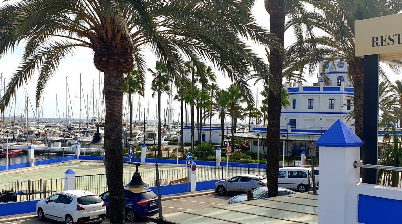Estepona Puerto Apartment Екстериор снимка